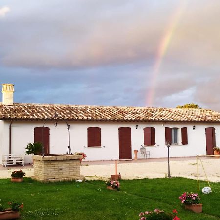Agriturismo " Le Serre" Spello Exterior photo